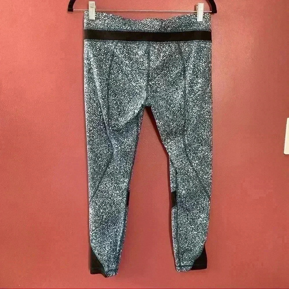 Lululemon inspire tight II. - Picture 9 of 10